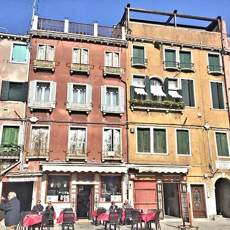 Biennale Apartamento *