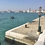 아파트 Biennale *