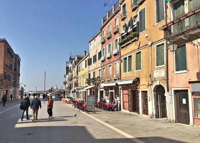 Biennale Apartamento