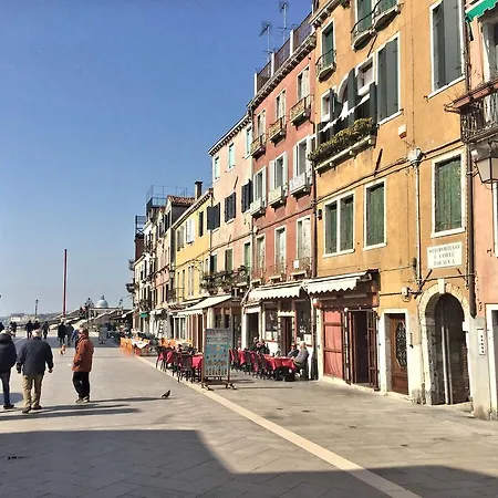 Biennale Apartamento